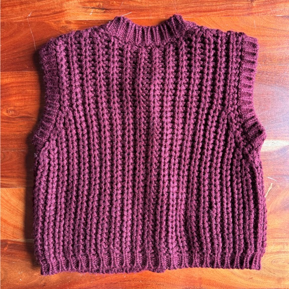 Zara Chunky Knit Sweater Vest w/Gold Buttons - Picture 6 of 6
